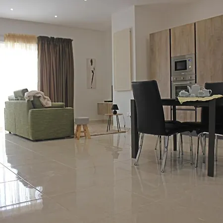 4985233 * Marsaxlokk